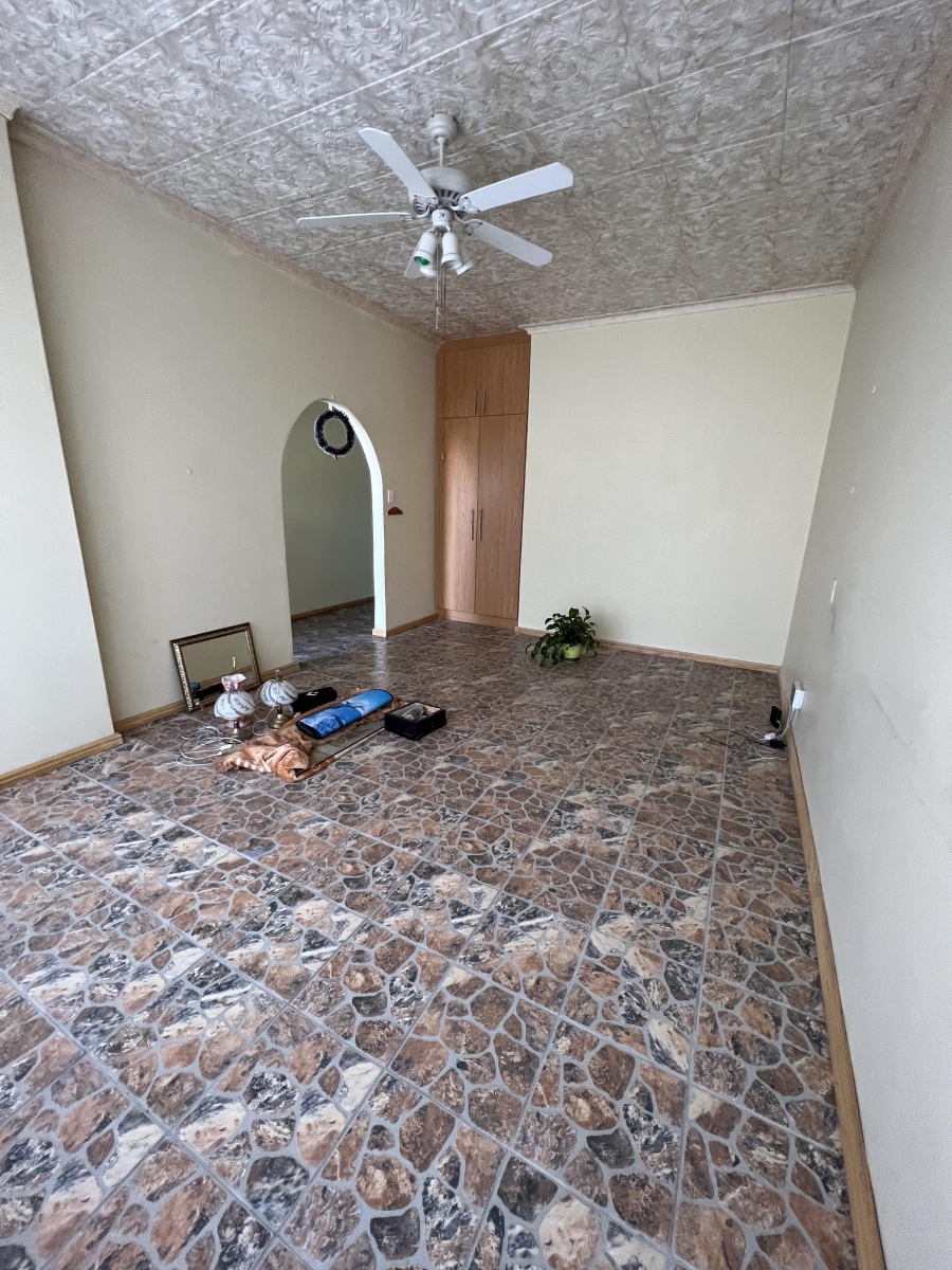 To Let 3 Bedroom Property for Rent in Richmond Estate Western Cape